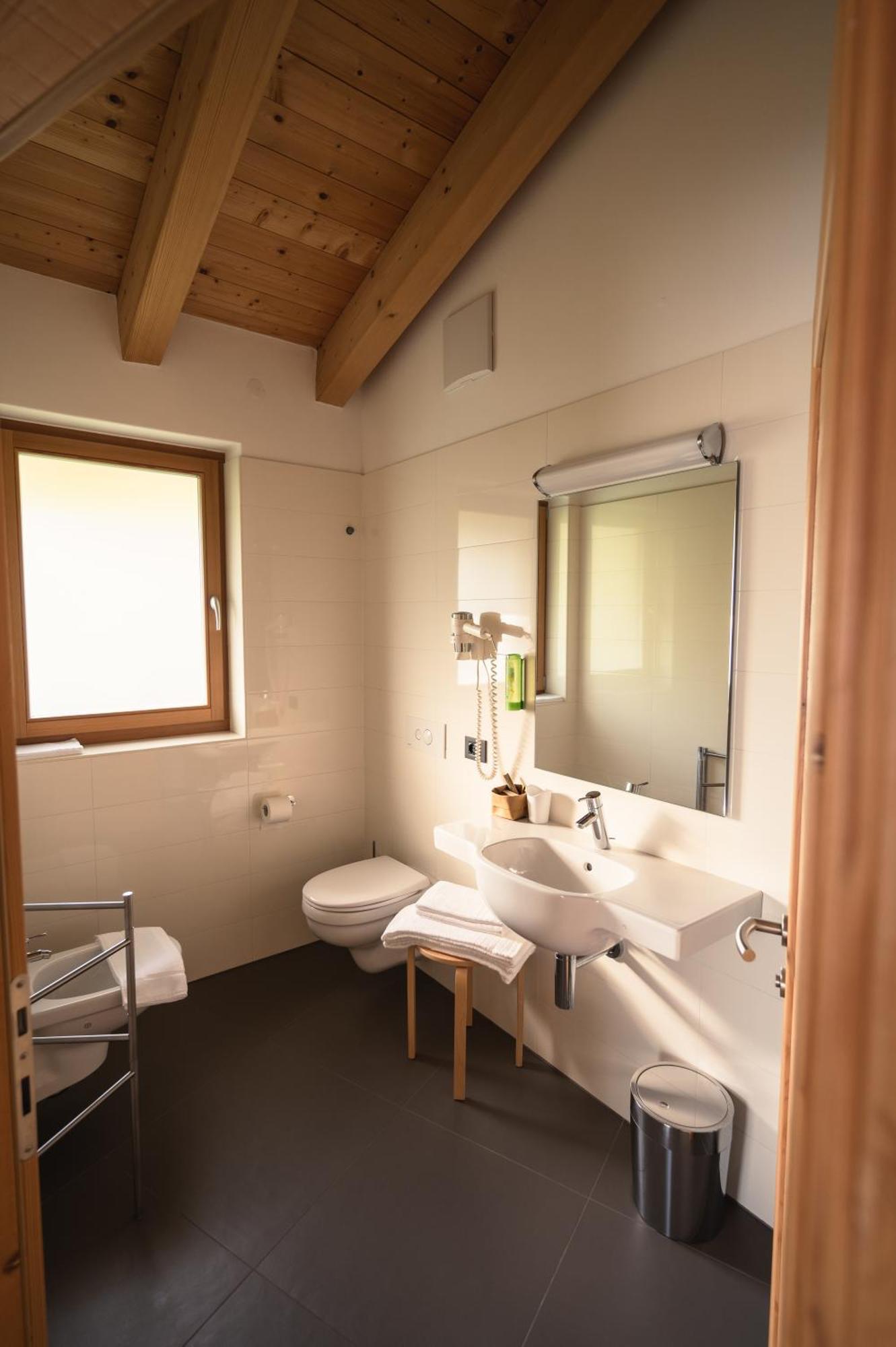 Garni Tuttotondo Levico Terme Quarto foto